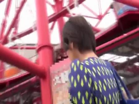 野外でぶっかけファックしてザーメン臭さが数日取れないショトカ美女 free on - Ero Video 