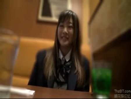 18歳JK制服姿でやってきたギャルJK援交JKパパ活JK生ハメ生中出しOKのロリビッチJKとハメ撮り free on - Ero Video 