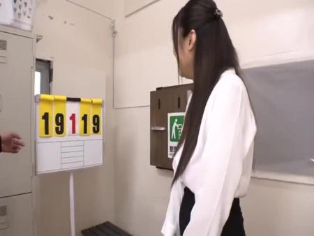 このフィリピンハーフ教師がヤバい！校内でハメた動画をSNSへ大炎上したリアル痴女ｗ iQoo free on - Ero Video 