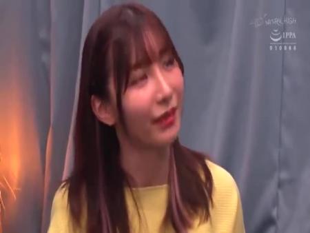 媚薬マッサージで痙攣イキする素人娘！白目を剥いてイカされ中出しまで！ free on - Ero Video 