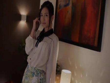 スレンダー黒髪美女に大量ぶっかけ♪色んなコスプレシチュでザーメンまみれに！ iQoo free on - Ero Video 