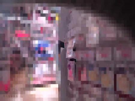 美人OLを尾行し押し込みレイプ！口とマ●コとアナルにねじ込まれ輪姦にイキ狂う free on - Ero Video 