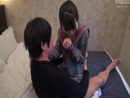 ウブな女子校生をナンパして生ハメ！顔を真っ赤に染めイキまくり無許可中出しに号泣 free on - Ero Video 