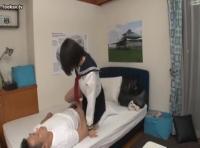 Hな事に興味深々な近所の女子校生に調子に乗ったら・・・【手コキ】