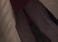 満員電車で痴漢に襲われた美少女たちが逃走不能の駅弁スタイルで膣奥を貫かれ受精イキ！ iQoo